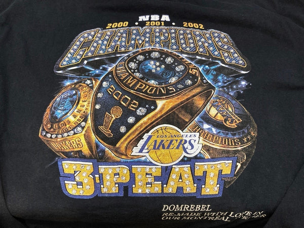 ドムレーベル DOMREBEL NBA LAKERS 3 PEAT CHAMPS TEE レイカーズ チャンピオンシップ 黒 半袖 XL Tシャツ プリント ブラック 101MT-2635