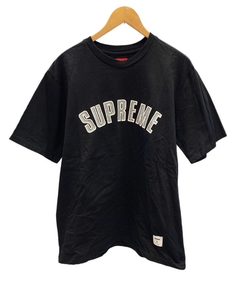 L Supreme Printed Arc S/S Top Black