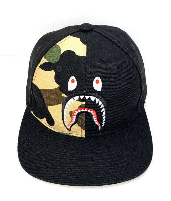 【中古】ア ベイシング エイプ A BATHING APE 1st camo yellow a bathing ape bape shark cap シャーク 001CPD301001X 帽子 メンズ帽子 キャップ カモフラージュ・迷彩 ブラック フリーサイズ 201goods-129