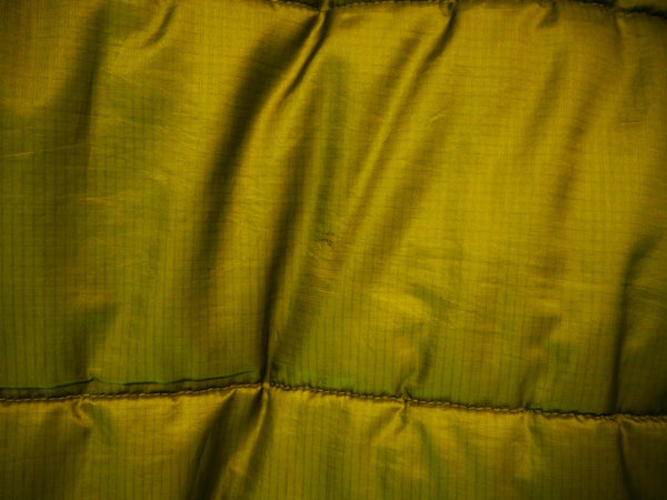 パタゴニア PATAGONIA DAS PARKA ダスパーカ ダスパーカー 中綿ジャケット スプラウトグリーン グリーン系 無地 ジャケット ロゴ グリーン Lサイズ 101MT-804