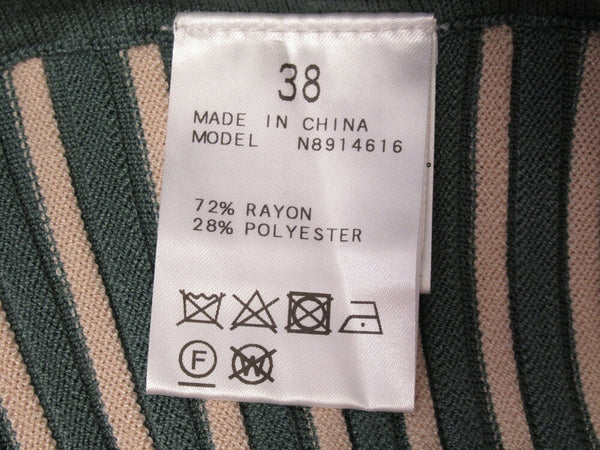 NorAh ノーラ スカート 裾広がり ライン 緑 グリーン タグ付き レディース サイズ38 N8914616 (TP-571)