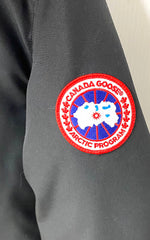 カナダグース CANADAGOOSE CHATEAU PARKA FF ダウンパーカー 9920400025 ジャケット ロゴ ブラック Sサイズ 201MT-1991