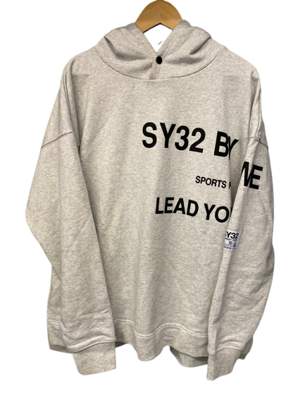 スウィートイヤーズ SWEET YEARS SY32 by SWEETYEARS エスワイサーティトゥ バイ スィートイヤーズ BIG SILHOUETTE HEAVY P/O HOODIE 21FW パーカー ロゴ プリント グレー  11513 パーカ プリント グレー Lサイズ 101MT-671