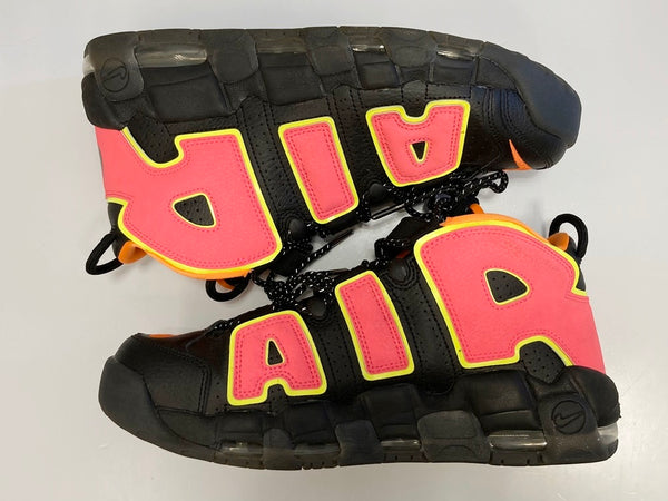 ナイキ NIKE WMNS AIR MORE UPTEMPO HOT PUNCH-VOLT ウィメンズ エア モア アップテンポ モアテン ブラック系 ピンク系 黒 シューズ 917593-002 メンズ靴 スニーカー ブラック 29cm 101-shoes1183