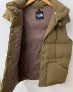 ノースフェイス THE NORTH FACE CAMP SIERRA VEST ND91848 ベスト ロゴ カーキ Lサイズ 201MT-1583