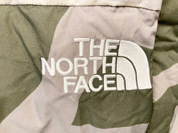 ノースフェイス THE NORTH FACE THE NORTH FACE XX KAWS RETRO 1996 NUPTSE PANT 1996 レトロ ヌプシ テーパード キルト ナイロン Moonlight Ivory ボトム マルチカラー系 ボトムスその他 総柄 マルチカラー LLサイズ XL 101MB-237