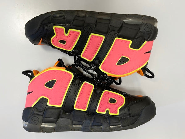 ナイキ NIKE WMNS AIR MORE UPTEMPO HOT PUNCH-VOLT ウィメンズ エア モア アップテンポ モアテン ブラック系 ピンク系 黒 シューズ 917593-002 メンズ靴 スニーカー ブラック 29cm 101-shoes1183