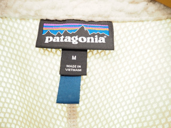 パタゴニア PATAGONIA メンズクラシックレトロXジャケット ボアジャケット ブルゾン カラー ナチュラル 23056 ジャケット ロゴ ベージュ Mサイズ 101MT-195