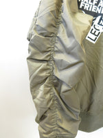 LEGENDA レジェンダ ブルゾン カーキ オレンジ ジップ ジャケット JKT フリー LEJ127-570 ナイロン MA-1 バックプリント ロゴ メンズ