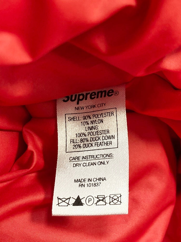 シュプリーム SUPREME Bonded Logo Puffy Jacket ダウン アウター