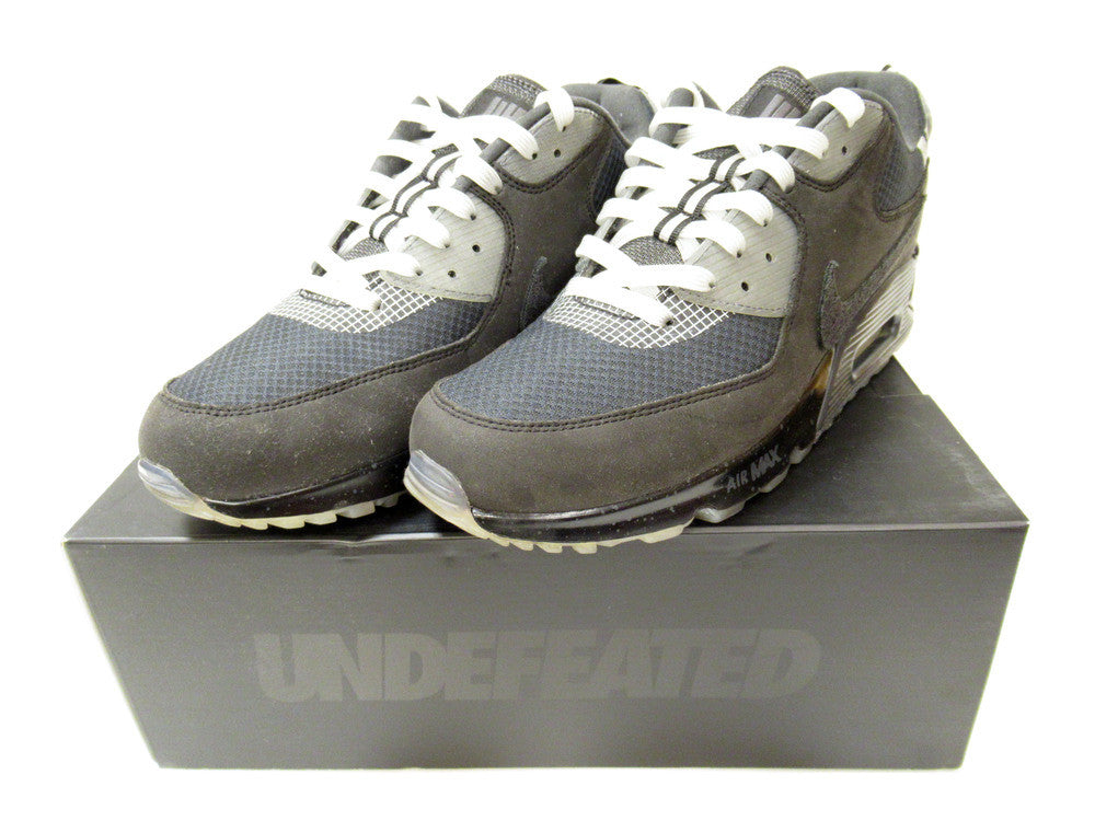 NIKE × UNDEFEATED AIR MAX 90 ナイキ アンディフィーテッド エア