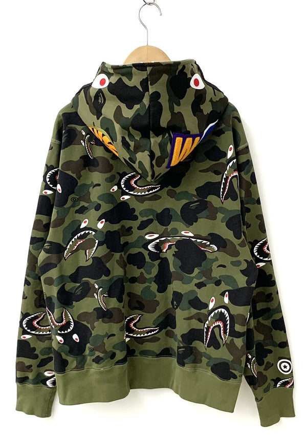 アベイシングエイプ A BATHING APE Camo Shark Full Zip Hoodie ジップアップ フーディー カモ柄 シャーク パーカー 001ZPH301009X パーカ 総柄 カーキ Lサイズ 201MT-511