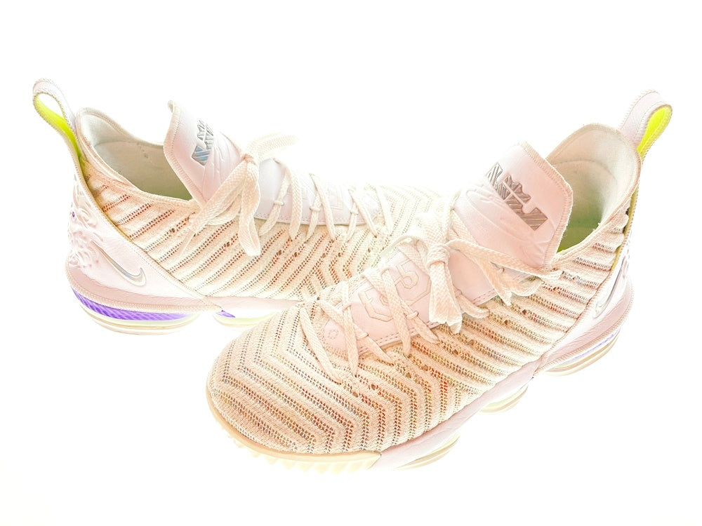 ナイキ NIKE LEBRON 16 WHITE/MULTI-COLOR-HYPER GRAPE