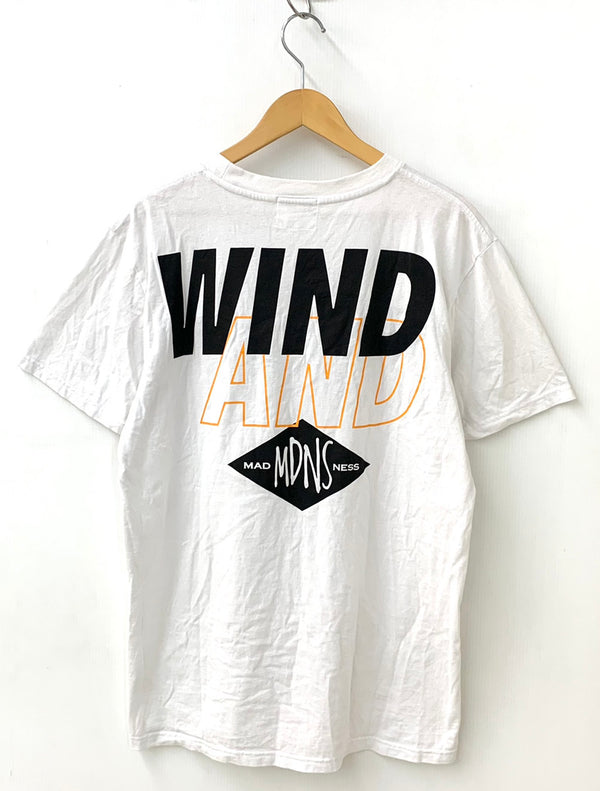 ウィンダンシー WIND AND SEA × マッドネス MADNESS 19SS クルーネック Tee ロゴ WDS-CS-96 Tシャツ プリント ホワイト LLサイズ 201MT-1159