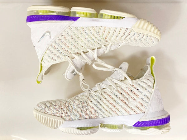 ナイキ NIKE LEBRON 16 WHITE/MULTI-COLOR-HYPER GRAPE バスケットボール レブロン 16 ホワイト系 白 シューズ  AO2588-102 メンズ靴 スニーカー ホワイト 28.5cm 101-shoes773