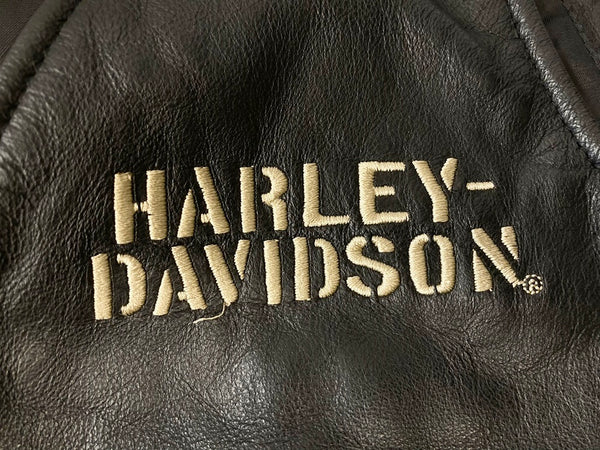 ハーレーダビットソン Harley-Davidson TREK レザーベスト 編上げ 刺繍ロゴ プリント ブラック系 黒   97197-10VM ベスト 刺繍 ブラック Mサイズ 101MT-1290