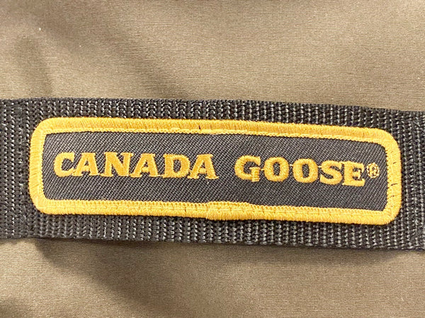 カナダグース CANADA GOOSE ダウンジャケット KAMLOOPS カムループスダウン ジャケット アウター カーキ系 ロゴワッペン  68F8490 4078JM  XS ジャケット ロゴ カーキ SSサイズ 101MT-1399