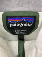 パタゴニア PATAGONIA マウンテン パーカー ジップアップ STY83960SP15 ジャケット ロゴ カーキ Sサイズ 201MT-1194