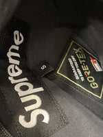 シュプリーム SUPREME GORE-TEX Reversible Polartec Lined Jacket Black SS22 ゴアテックス リバーシブル ポーラテック ラインド ジャケット 黒 ブラック アウター ジャケット  ジャケット ロゴ ブラック Sサイズ 101MT-393
