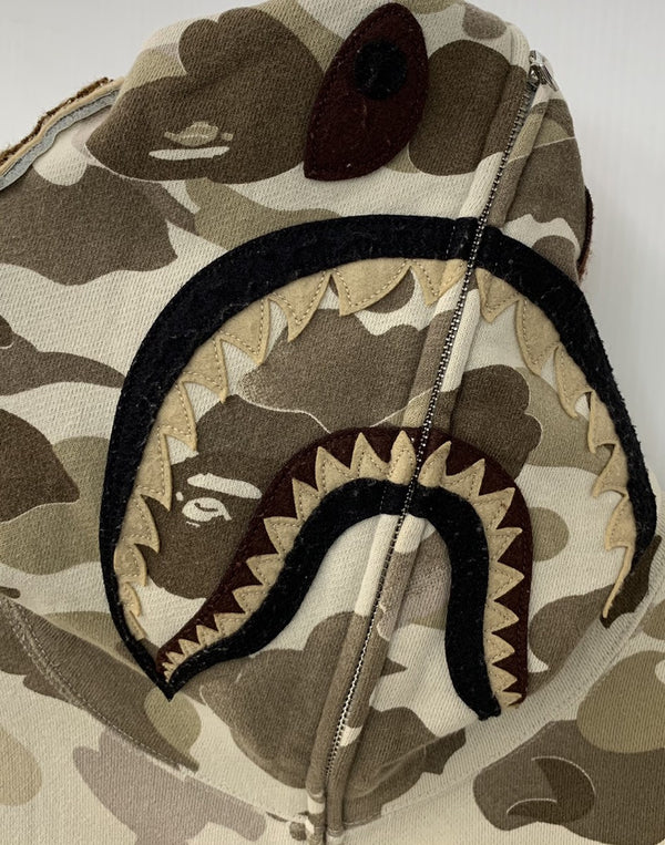 アベイシングエイプ A BATHING APE 1ST CAMO GRADATION SHARK カモ シャーク 1910-115-012 パーカ カモフラージュ・迷彩 ベージュ LLサイズ 201MT-241