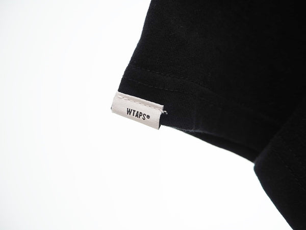 ダブルタップス W)taps プリントTシャツ ロゴ 半袖 トップス 半袖カットソー WTVUA 76 サイズ：X02 黒 日本製 Tシャツ プリント ブラック 101MT-650