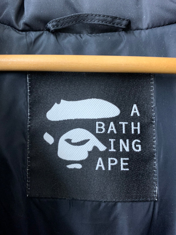 ア ベイシング エイプ A BATHING APE ダウンジャケット ジップアップ ブルゾン ジャケット 無地 ブラック Lサイズ 201MT-1293