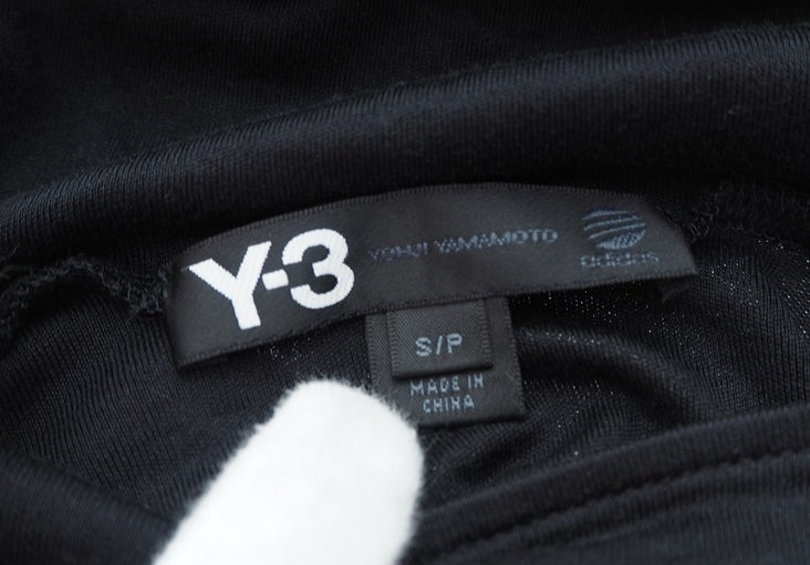 ヨウジ ヤマモト YOHJIYAMAMOTO Y-3 ワイスリー adidas アディダス パーカー プルオーバー 指穴パーカー サムホール  長袖カットソー トップス 黒 ロゴ シルク パーカ ワンポイント ブラック SSサイズ 101MT-556