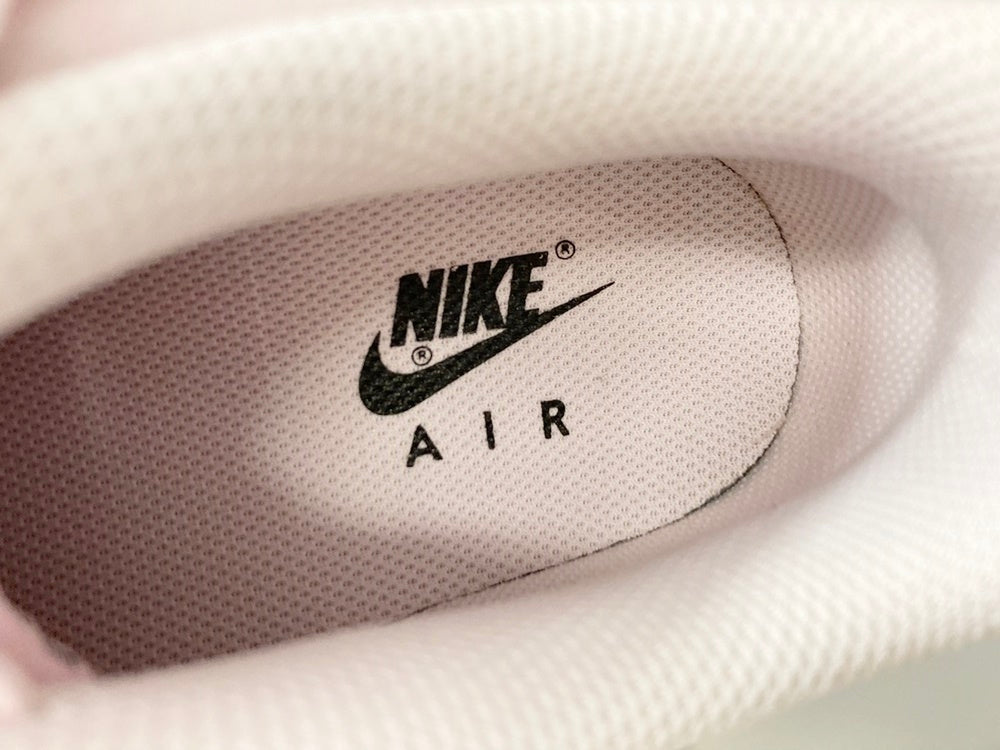 Nike Air Force 1 LV8 2 (GS) Pink Foam, AV0742-600
