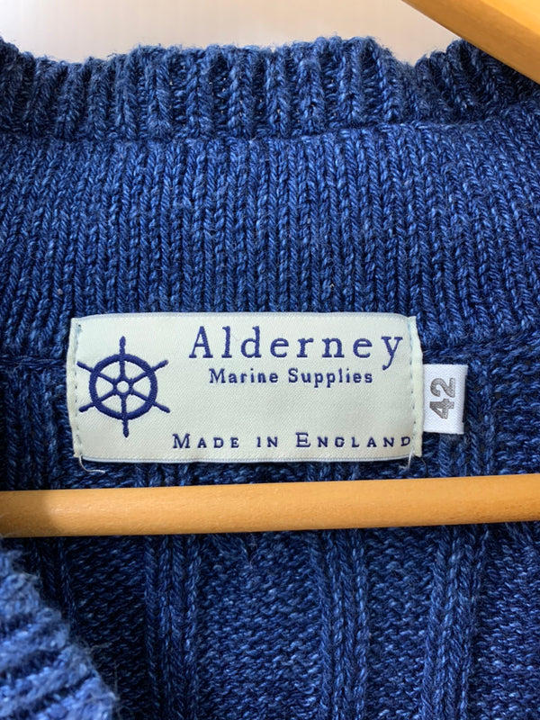 アルダニー Alderney コットン100％ サイズ42 ベスト ライン ブルー 201MT-1318